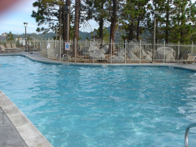 2004/08(Aug)/02(Tahoe)/640x480_2004-08-16 10-Ridge-Tahoe-3.jpg